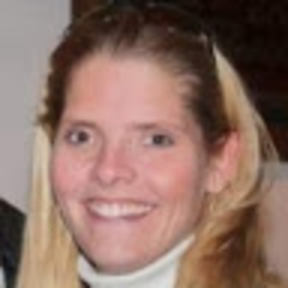 Meet your Posher, Kristen - Picture 1 of 1